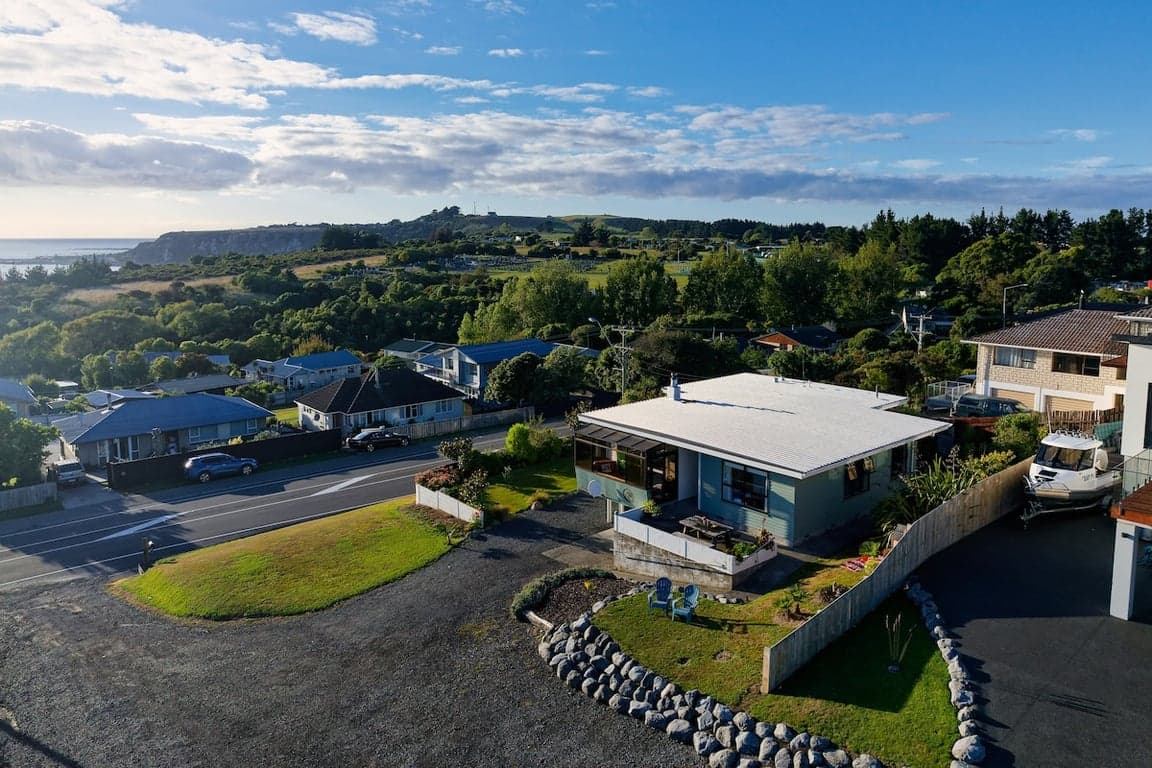 Classic Charm | Sea & Mountain Views | Family Fun - KK5170