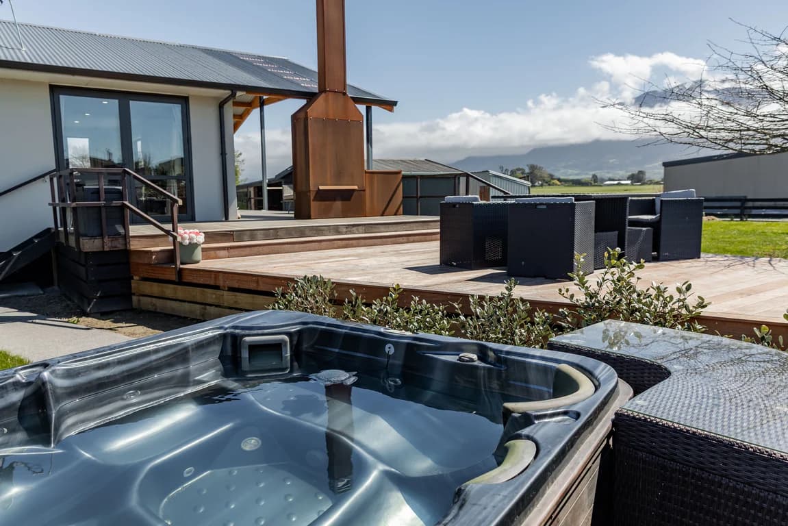 Spa | Mountain Views | Family Friendly - KK10513