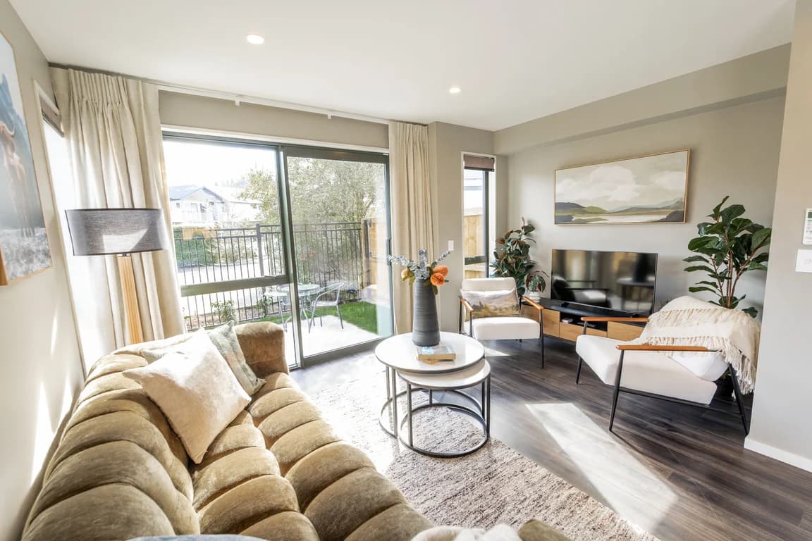 Prime Location | Modern Comfort | Pools - HS7654