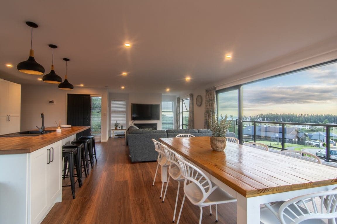 Stunning Views | Contemporary | Escape - KK24113