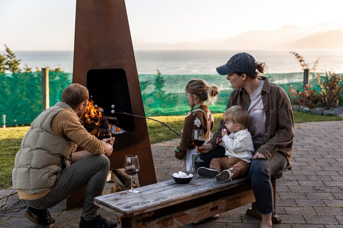 Expansive Ocean & Mountain Views - KK2410